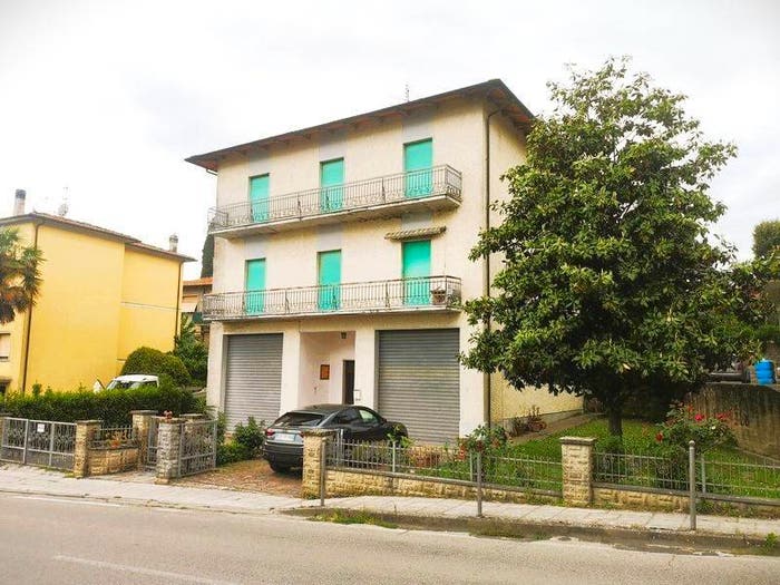 Casa con 6 locali in vendita in Centro, Lucignano