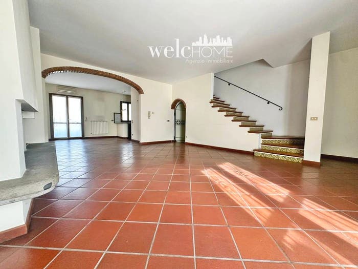 Casa con 6 locali in vendita in Via Italia, Centro, Poggio a Caiano