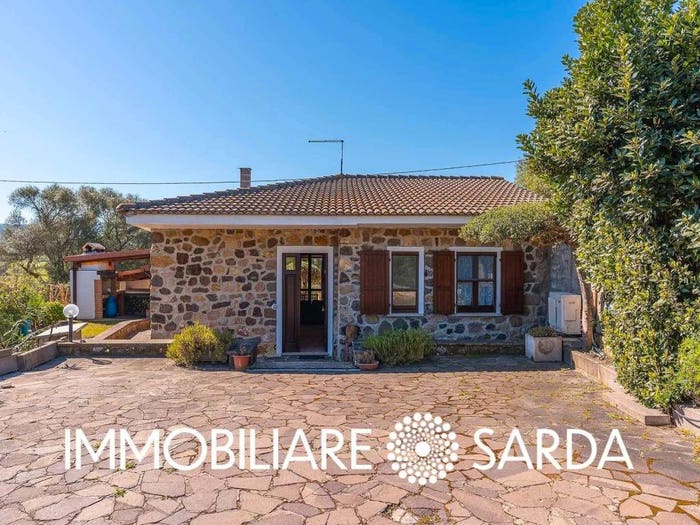 Casa con 5 locali in vendita in Tisiennari, Bortigiadas