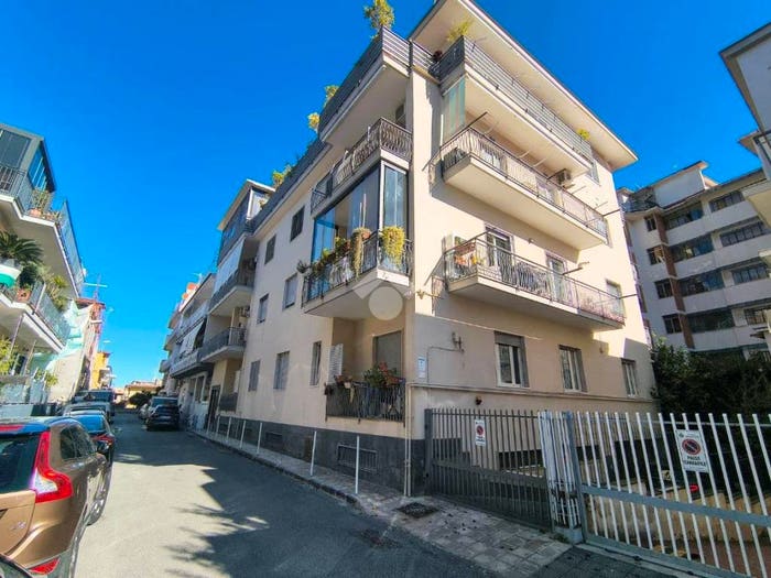 Appartamento trilocale in vendita in Viale Plinio, Centro, Pomigliano d'Arco