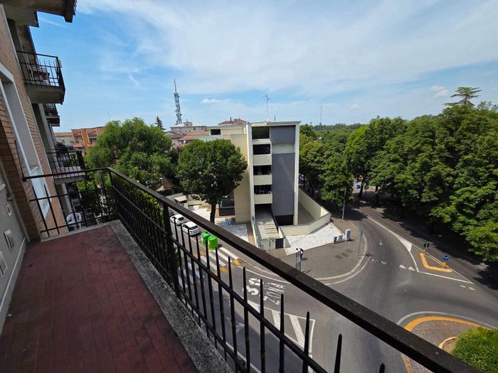 Appartamento trilocale in vendita in Strada Navetta, Montanara Cinghio, Parma
