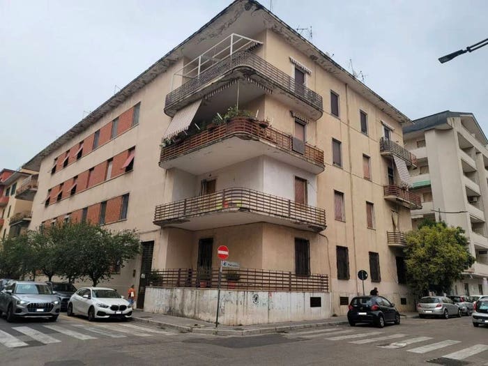 Appartamento quadrilocale in vendita in Via Michele Ferrara, Centro Storico Corso Trieste, Caserta