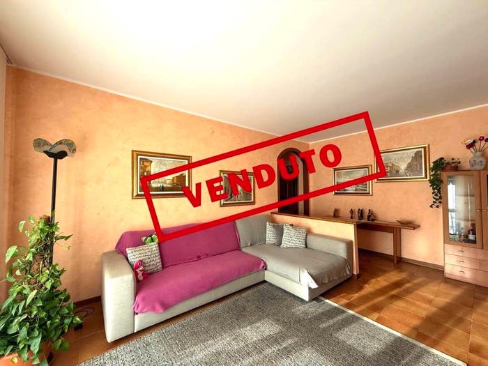 Appartamento trilocale in vendita in Via Guglielmo Marconi, Centro, Costa Masnaga