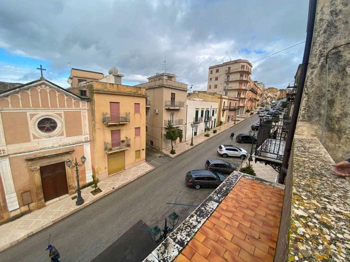 Casa con 5 locali in vendita in vicolo Oddo, Sambuca di Sicilia