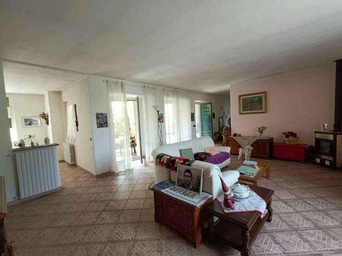 Appartamento con 5 locali in vendita in Piazza Alessandro Volta, Centro, Olgiate Comasco