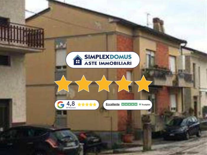 Appartamento con 6 locali in vendita in Via Fonte Orsola, Centro, Corridonia