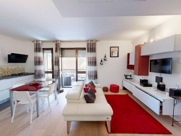 Appartamento trilocale in vendita in Via Luigi Mengoni, Bisceglie, Milano