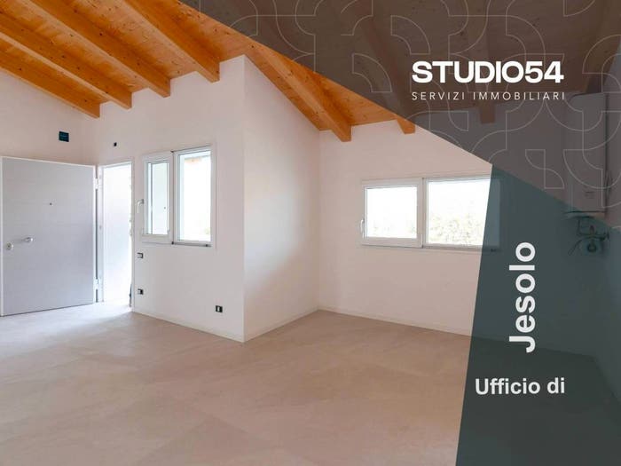Appartamento trilocale in vendita in Via degli Aceri, Eraclea Mare, Eraclea