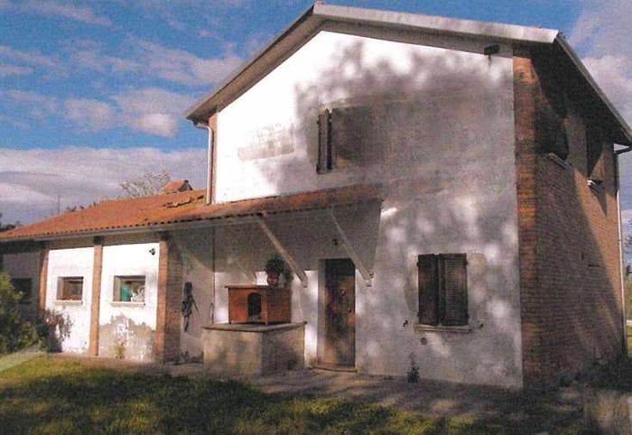 Casa bilocale in vendita in Strada Colombana Nuvole, Jolanda di Savoia