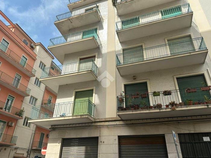 Appartamento trilocale in vendita in Via Francesco Cilea, Libertà Stazione, Catania