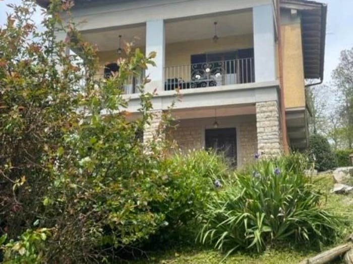 Casa con 6 locali in vendita in Panicagliora, Marliana