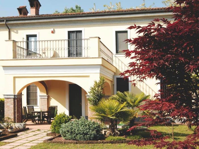 Casa con 5 locali in vendita in Borgarello