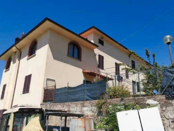 Casa con 5 locali in vendita in Via Tigliano, Vinci