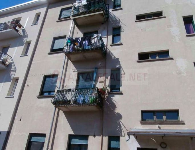 Appartamento trilocale in vendita in Via Don Giovanni Frippo, Cascinetta, Gallarate