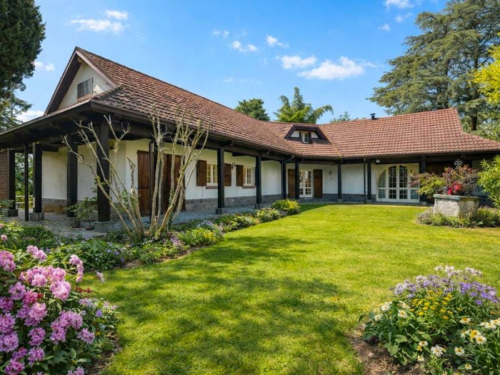 Casa con 6 locali in vendita in Calvignano