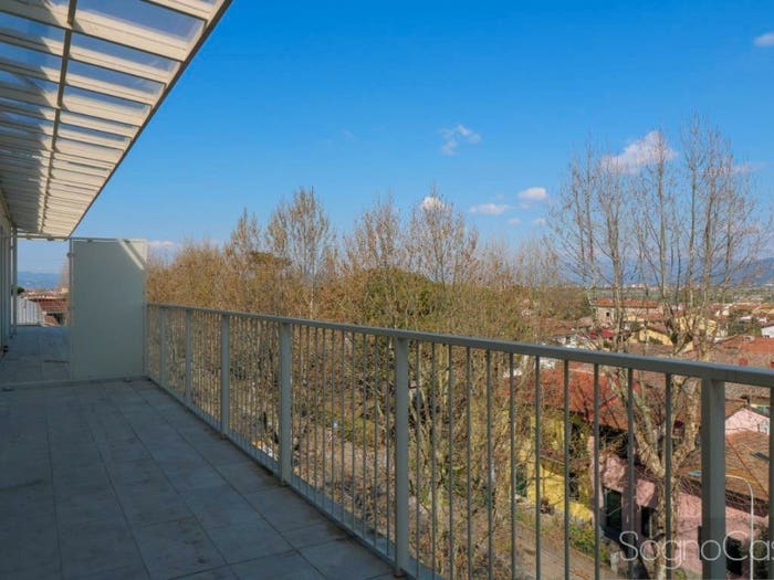 Appartamento trilocale in vendita in Via Campania, Brozzi, Firenze