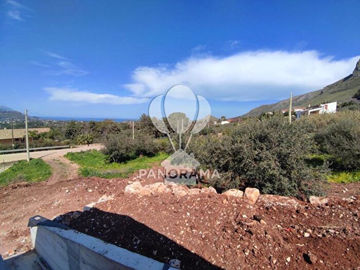 Casa trilocale in vendita in Contrada Costa Mante, Castellammare del Golfo