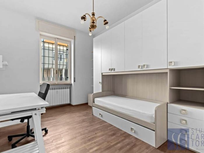 Appartamento bilocale in vendita in Via Imperia, Famagosta, Milano