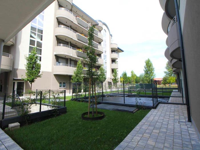 Appartamento quadrilocale in vendita in Via Giordano Giacchetti, Gorla Minore