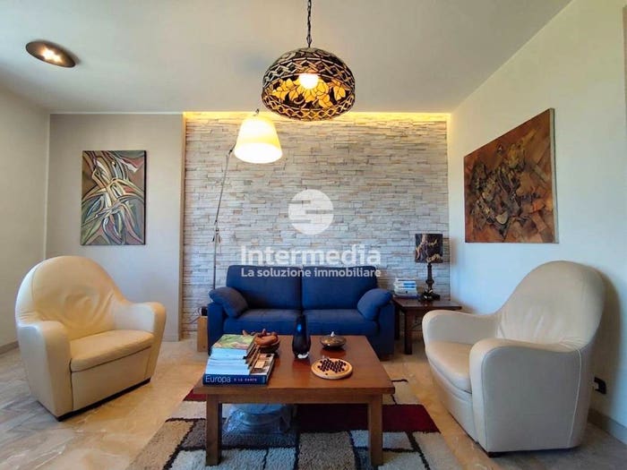 Appartamento trilocale in vendita in Via Creta, Brescia Due, Brescia
