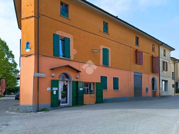 Appartamento con 5 locali in vendita in Via ferrari severino, Alberino San Pietro, Molinella