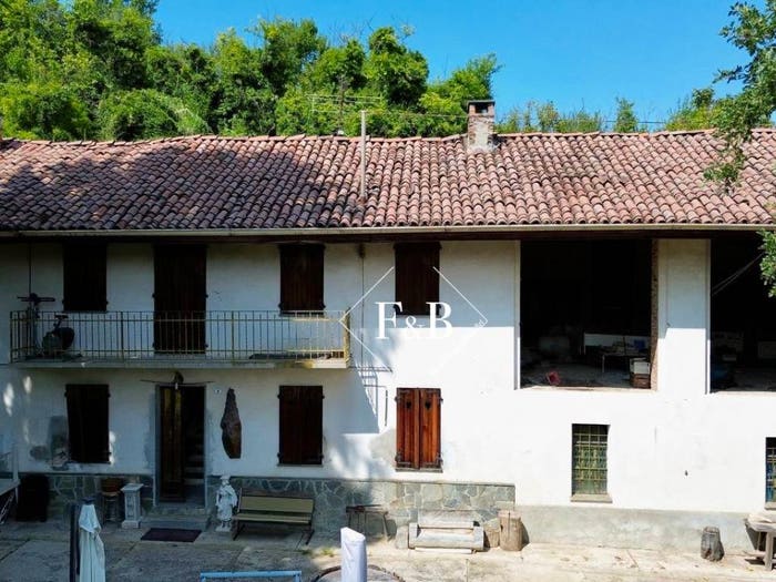 Casa con 6 locali in vendita in Regione Pellerina, Montechiaro d'Asti