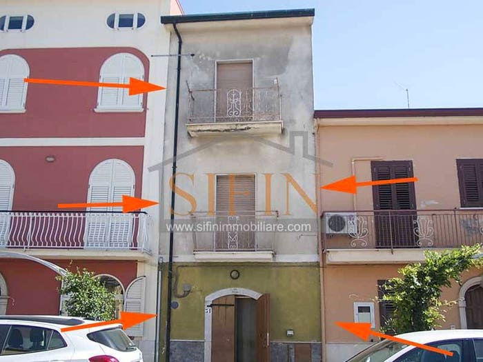 Casa quadrilocale in vendita in Via Umberto I, Sant'Angelo all'Esca