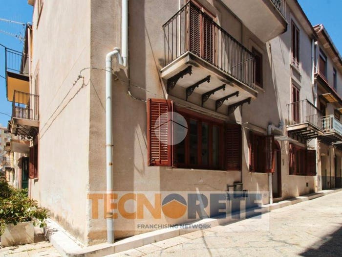 Appartamento con 5 locali in vendita in Via Benedetto Civiletti, Centro, Monreale