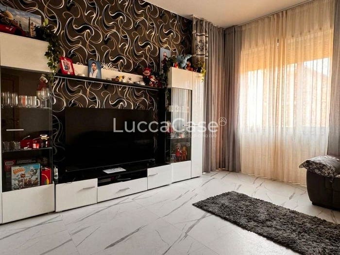 Appartamento con 5 locali in vendita in Via Vecchia Pesciatina, San Vito, Lucca