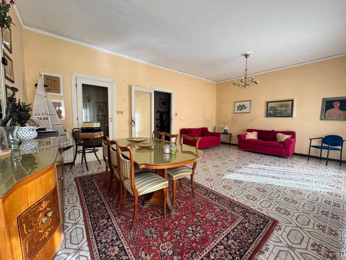 Appartamento con 5 locali in vendita in Via del Bersagliere, Libertà Villabianca, Palermo
