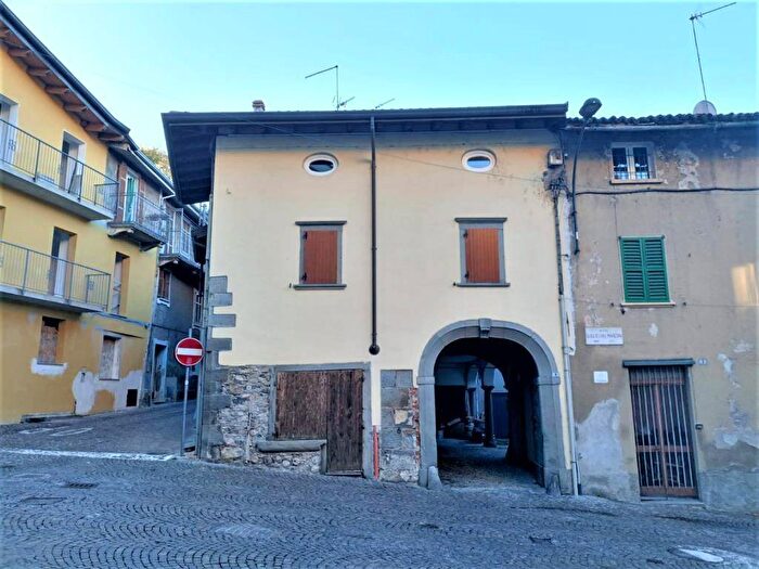Appartamento trilocale in vendita in via leone XXIII, Vercurago