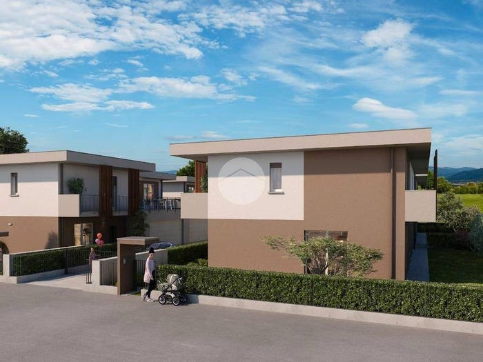 Appartamento quadrilocale in vendita in Via Campo, Centro, Iseo