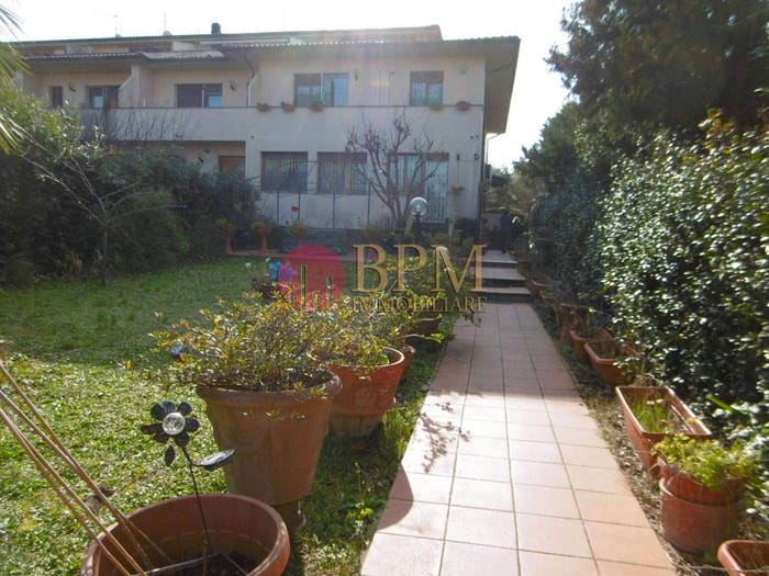 Casa con 6 locali in vendita in Via dell'olivara, Montenero Basso Montenero Alto, Livorno