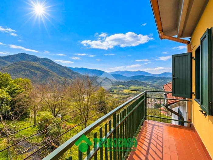 Casa con 5 locali in vendita in Via Castello, Castiglione Vara, Beverino