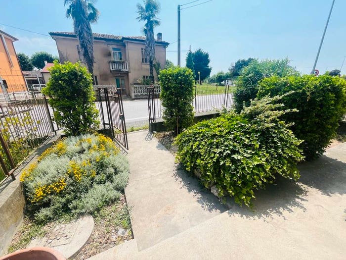 Casa con 6 locali in vendita in Via Roma, Saletto, Borgo Veneto