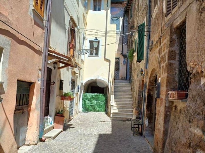 Appartamento monolocale in vendita in Via castellana, Faleria
