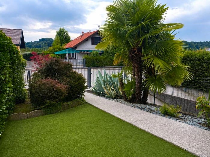 Casa quadrilocale in vendita in Via Alcide De Gasperi, Centro, Alzate Brianza