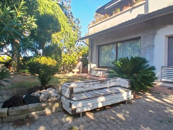 Casa con 6 locali in vendita in Via Filanda, Carpena, Forlì