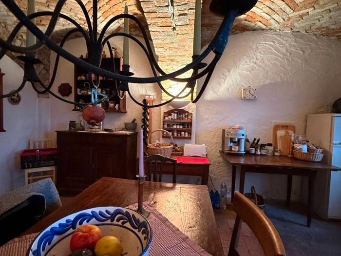 Casa con 6 locali in vendita in Borgata Feia, Clavesana