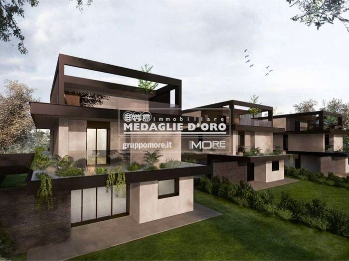 Casa con 6 locali in vendita in Via Grandi, Centro, Formigine