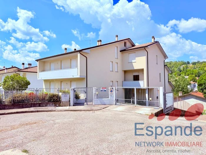 Appartamento trilocale in vendita in Via Giovanni XXIII, Centro, Santa Sofia