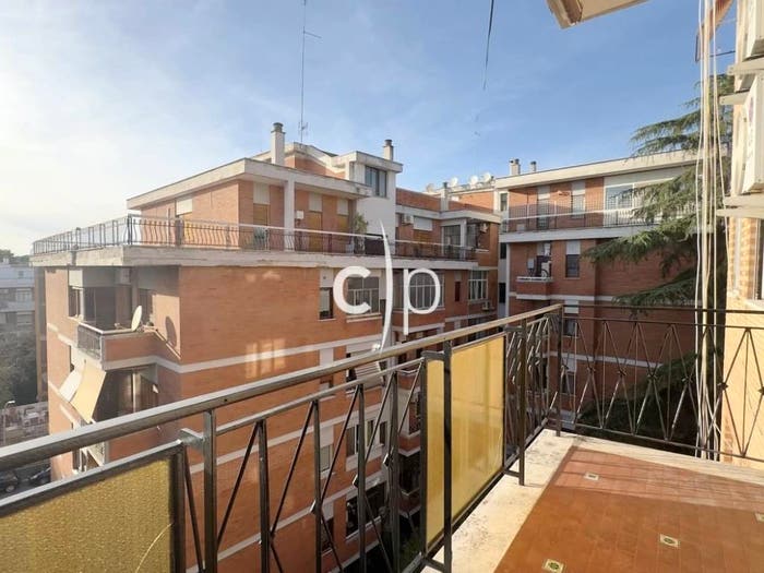Appartamento trilocale in vendita in Via Giulio Tarra Roma RM Italia, Colli Portuensi Casaletto, Roma
