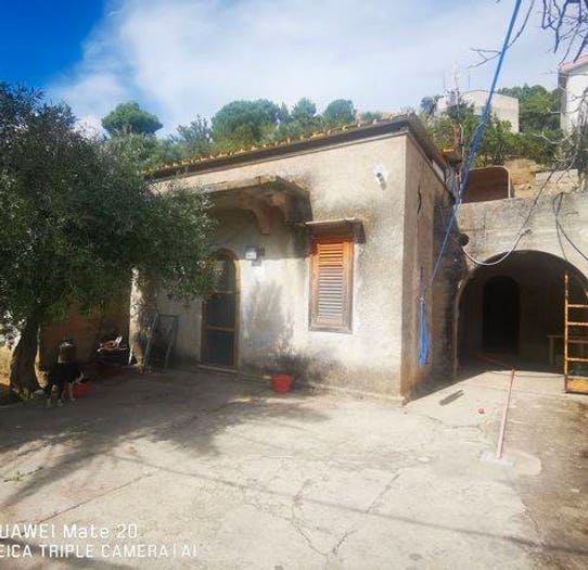 Casa trilocale in vendita in Contrada Calcerame, Montelepre