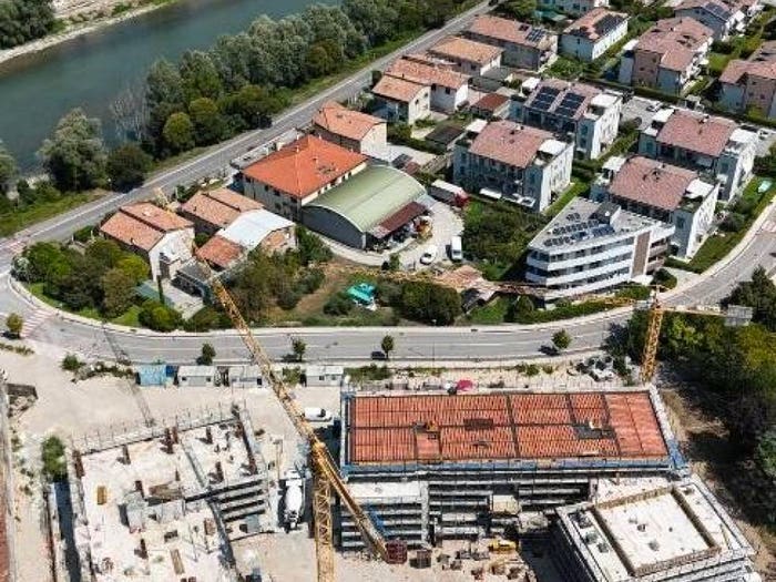 Appartamento trilocale in vendita in Via dei Salici, Bussolengo