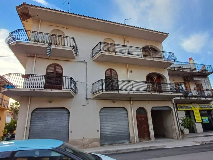 Appartamento quadrilocale in vendita in Via Consolare Antica, Centro, Capo d'Orlando