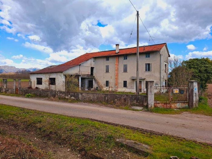 Casa con 6 locali in vendita in Via Vons, Vivaro