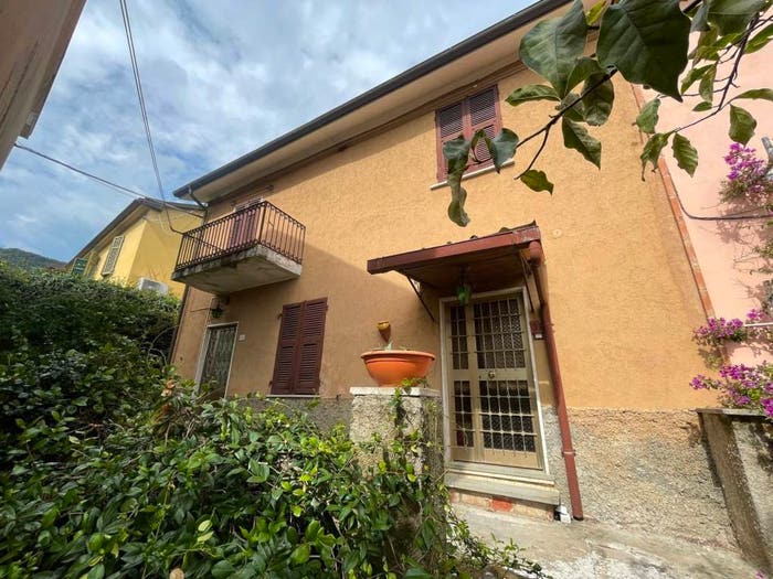 Casa trilocale in vendita in Centro, Ameglia