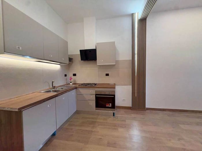 Appartamento trilocale in vendita in Piazza Innocenzo Odescalchi, Zona Domitilla, Ladispoli