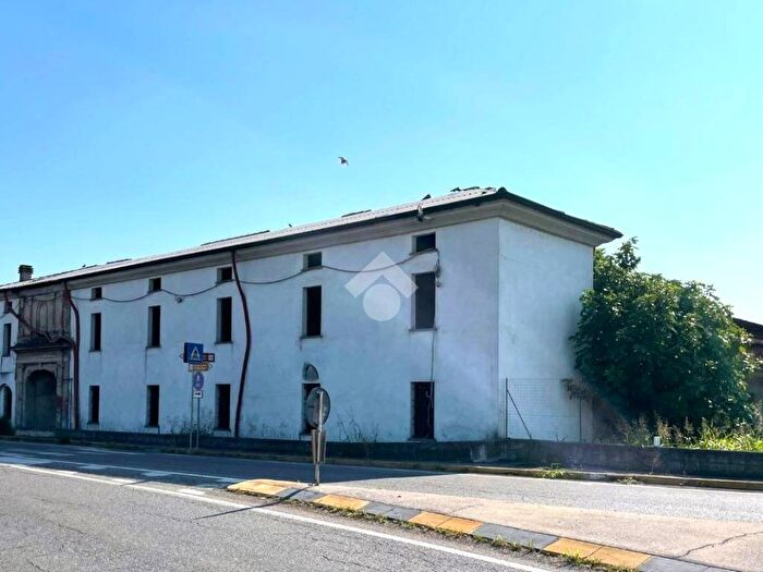 Casa con 5 locali in vendita in Via Brescia, Pozzaglio, Pozzaglio ed Uniti