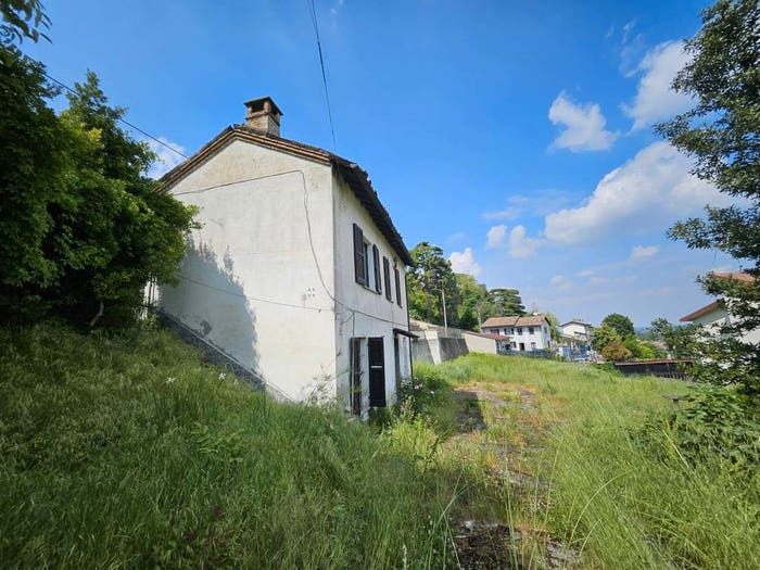 Casa trilocale in vendita in Via Circonvallazione Luigi Cantù, Centro, Casteggio